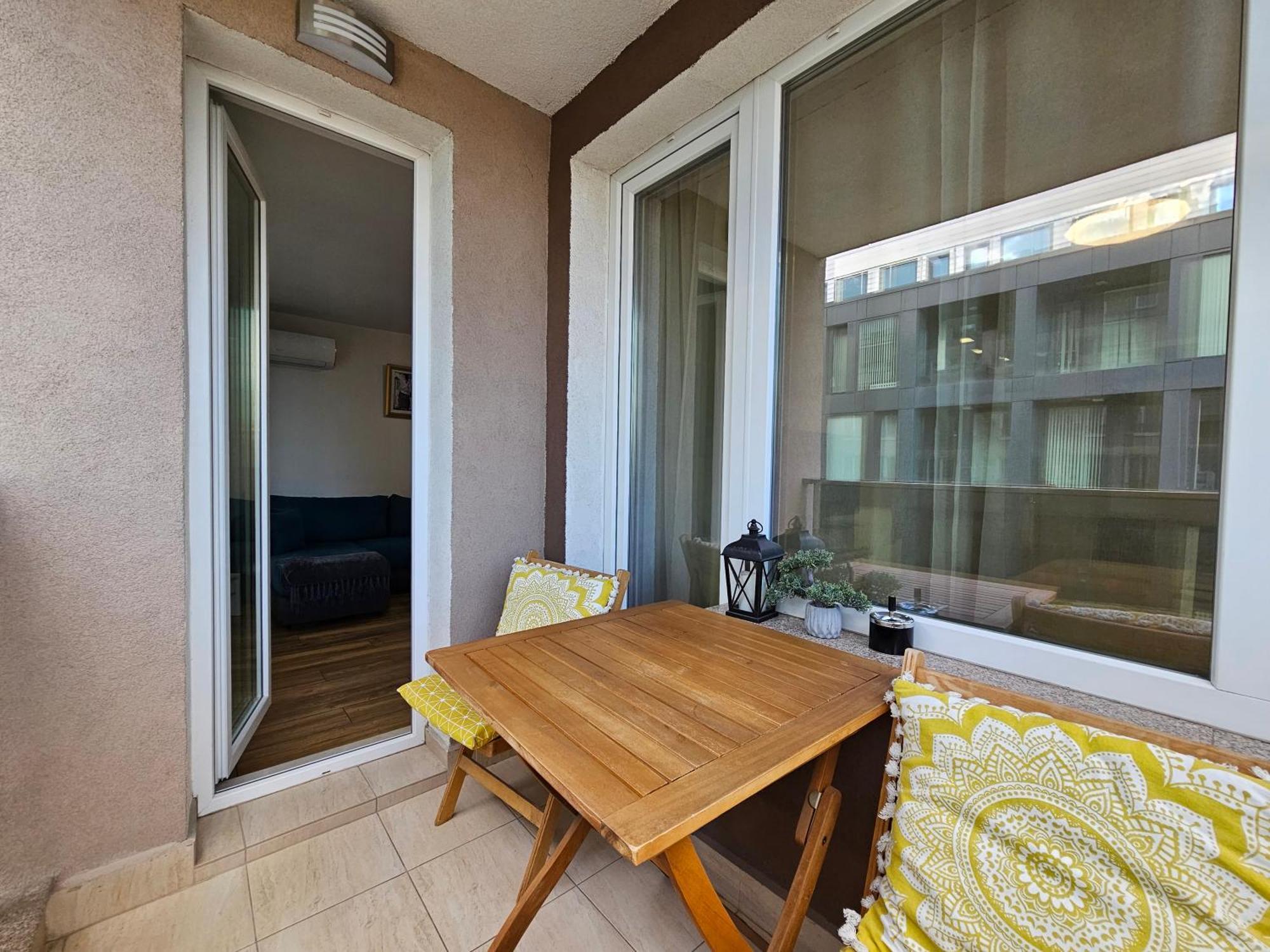 Brand New With Free Parking Near Center Appartement Sofia