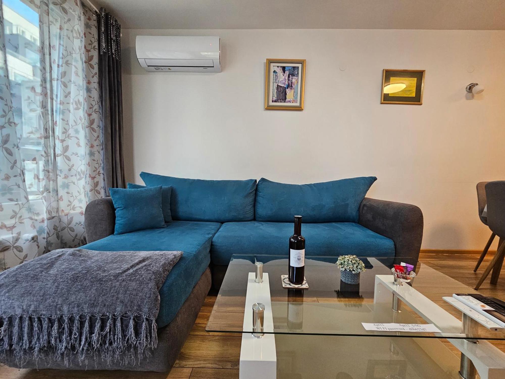 Appartement Brand New With Free Parking Near Center *